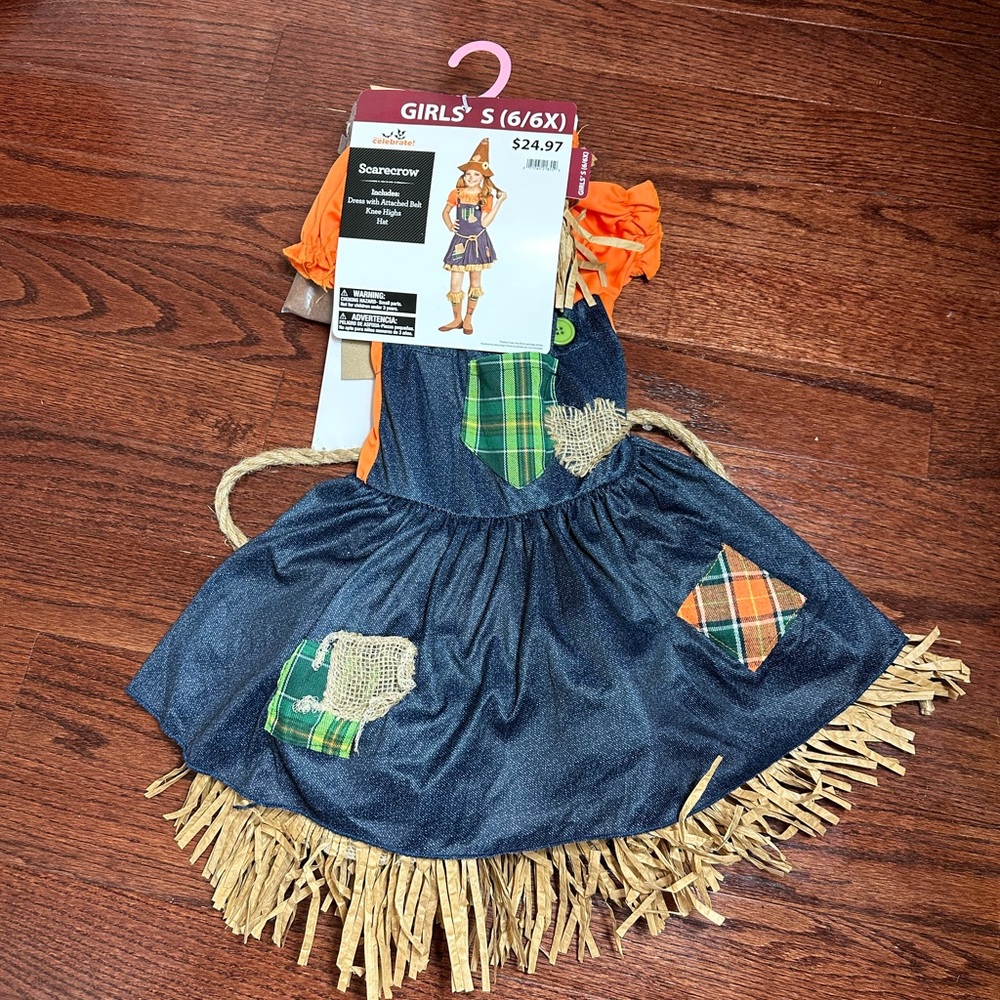 Scarecrow Costume for Kids - Size small 6/6X
